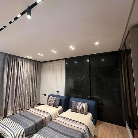 Remarkable Apartment Tirana Exterior photo