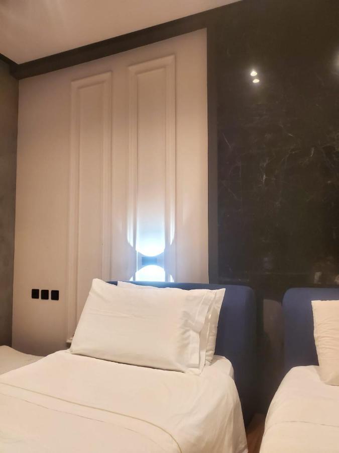 Remarkable Apartment Tirana Exterior photo