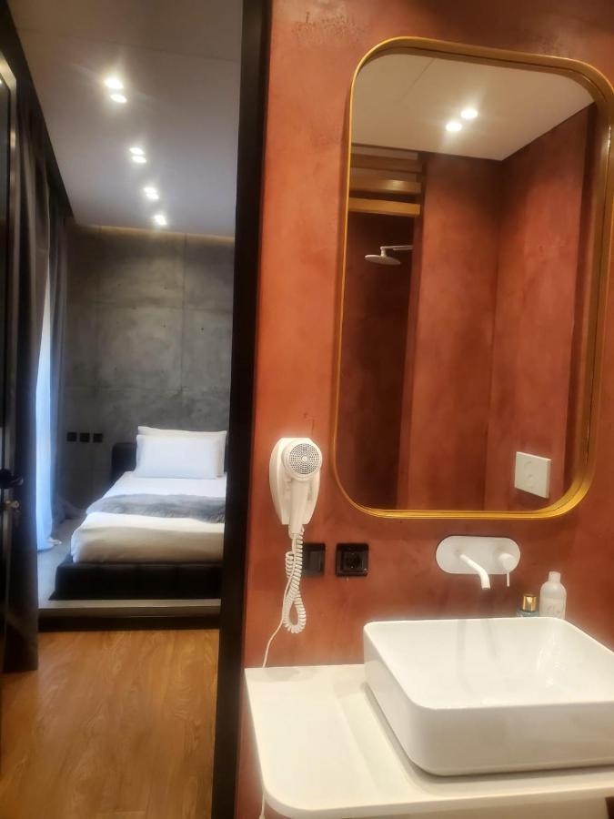 Remarkable Apartment Tirana Exterior photo