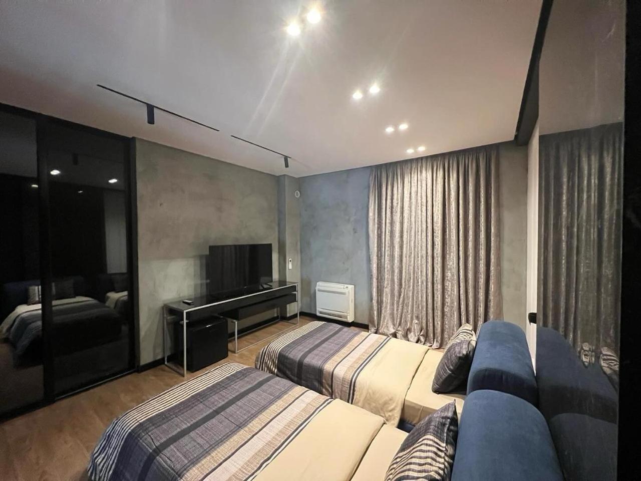 Remarkable Apartment Tirana Exterior photo