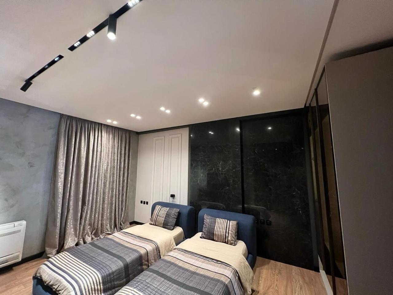 Remarkable Apartment Tirana Exterior photo