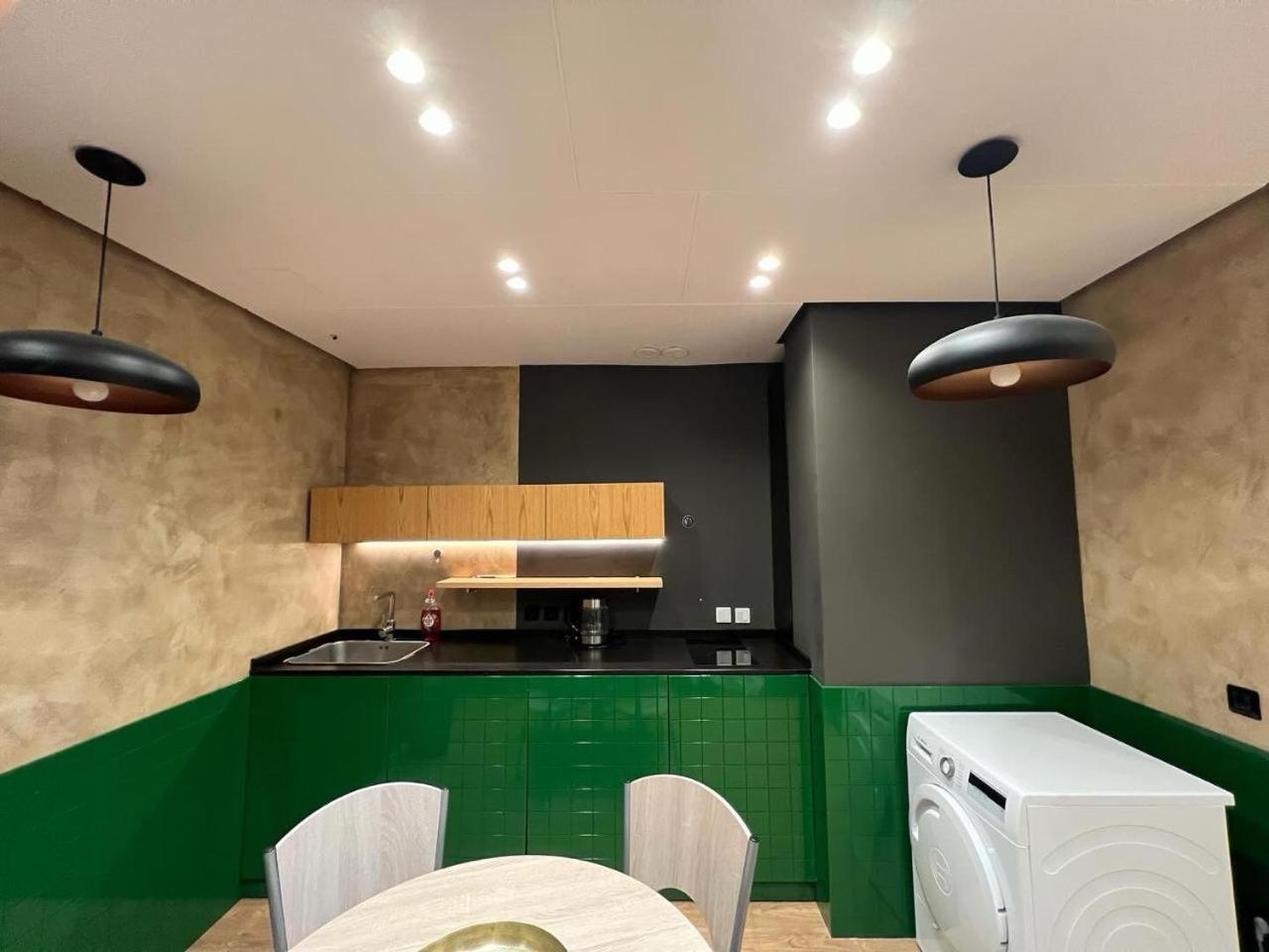 Remarkable Apartment Tirana Exterior photo